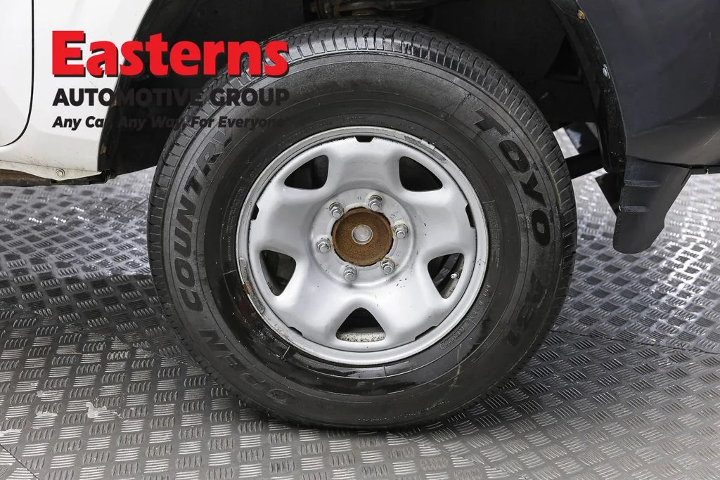Used 2020 White Toyota SR image 28