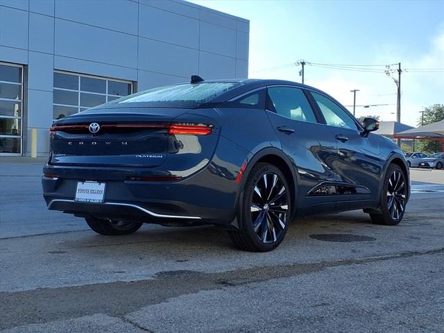 2026 Toyota Crown Platinum - Photo 6