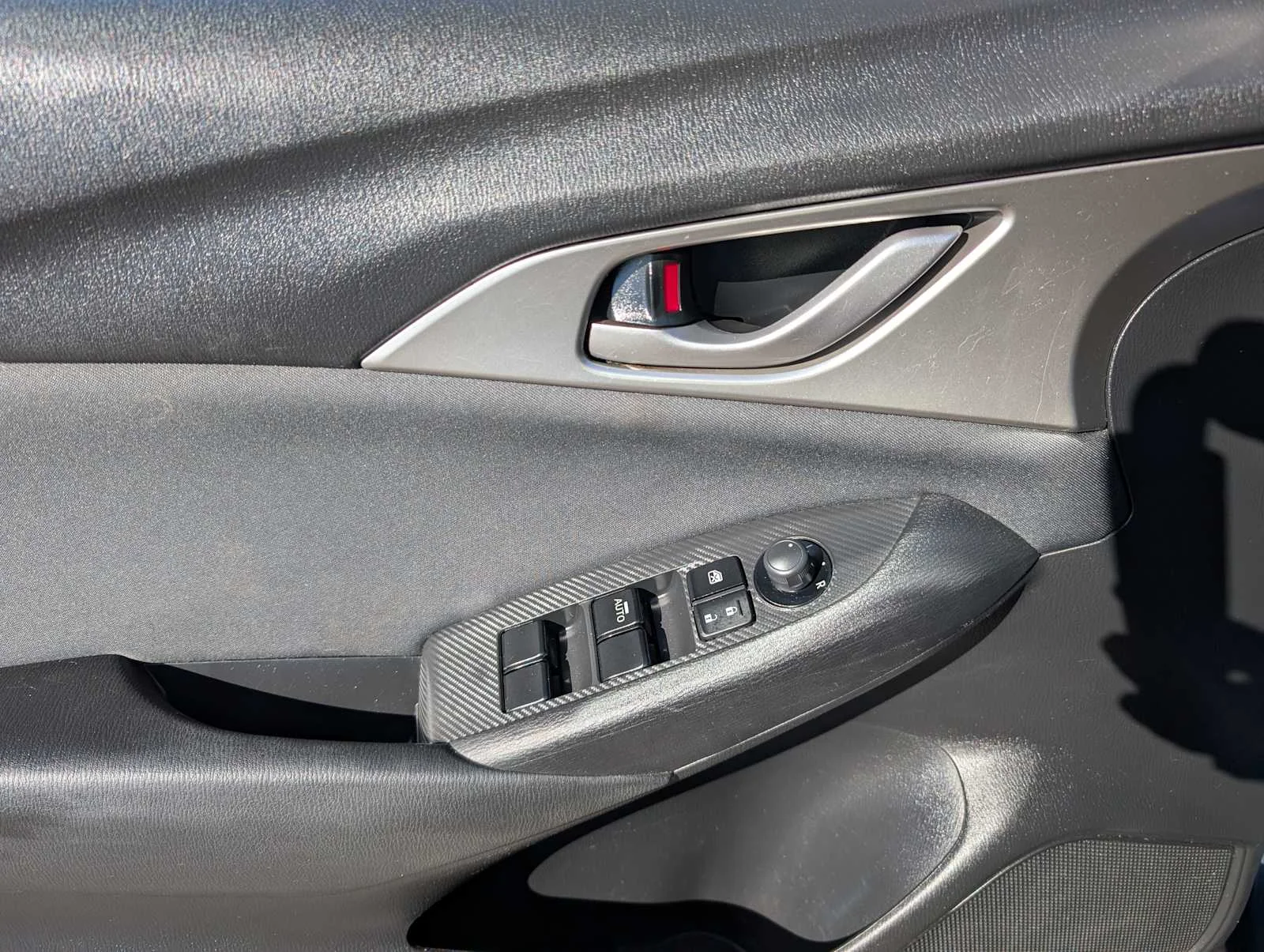 Used 2018 Deep Crystal Blue Mica Mazda Sport image 36