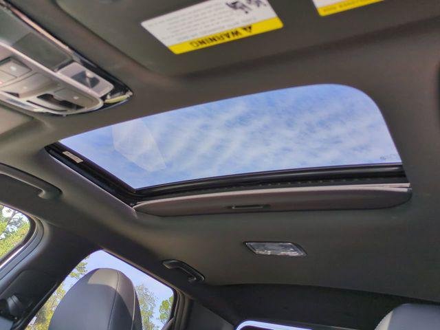 New 2026 White Hyundai SEL Activity FWD image 20