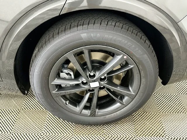 New 2027 Genesis GV70 2.5T Advanced