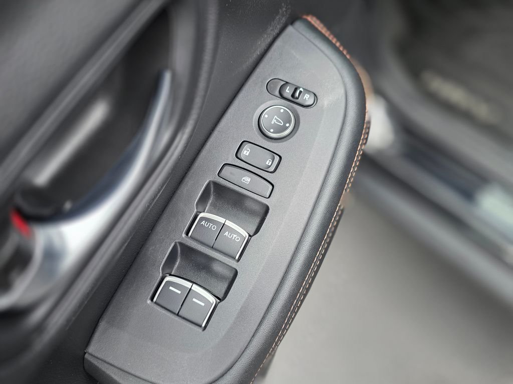 Used 2024  Honda Sport image 21