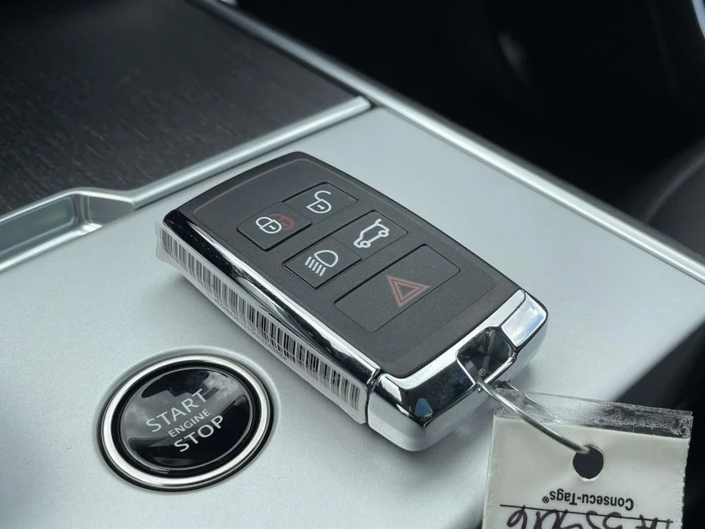 New 2026 Batumi Gold Land Rover SE image 41