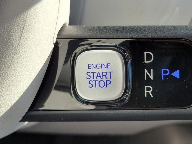 New 2026 Blue Hyundai SEL AWD image 48