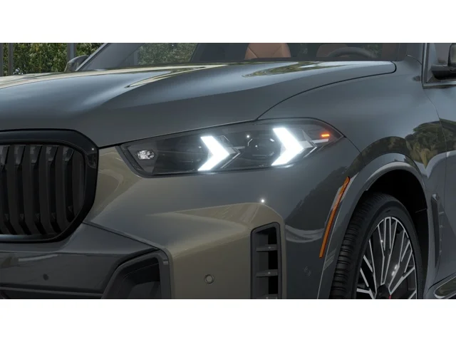 New 2026 Dravit Grey Metallic BMW sDrive40i image 6