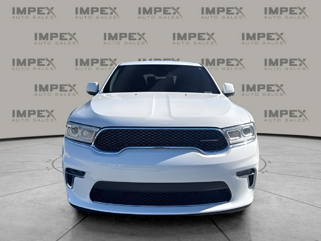 Used 2022 White Dodge SXT image 8