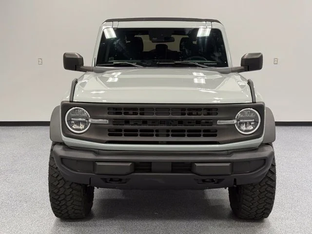 Used 2022 Green Ford Base image 4