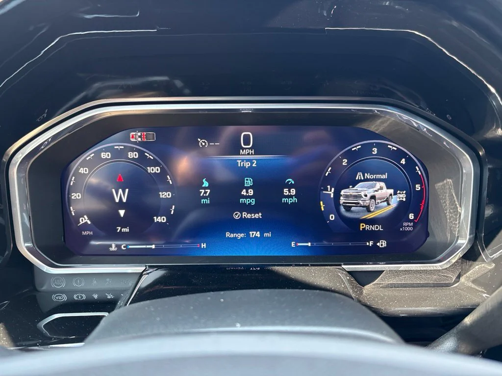 New 2026 Summit White Chevrolet LT image 5