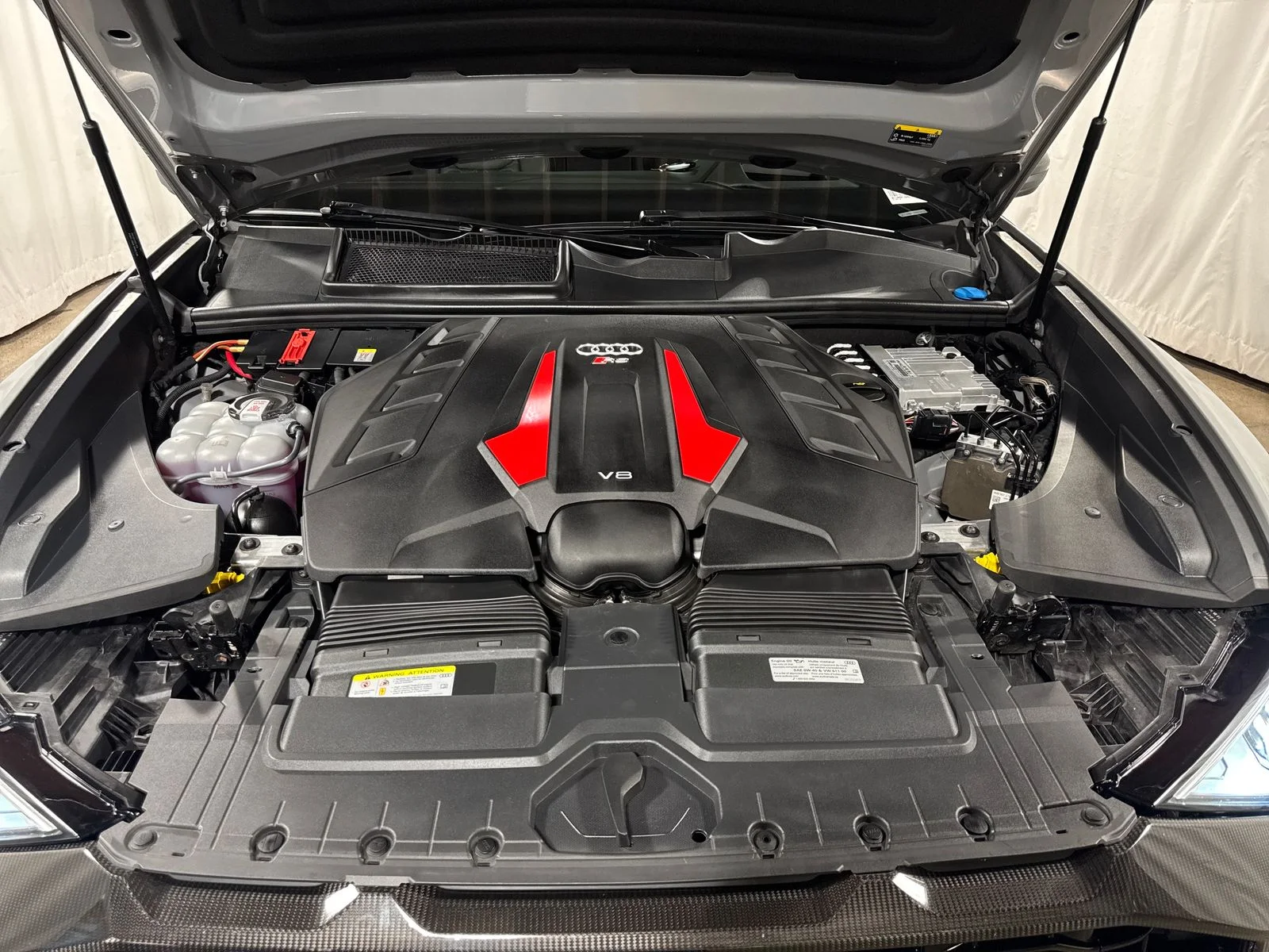 Used 2022  Audi 4.0T quattro image 30