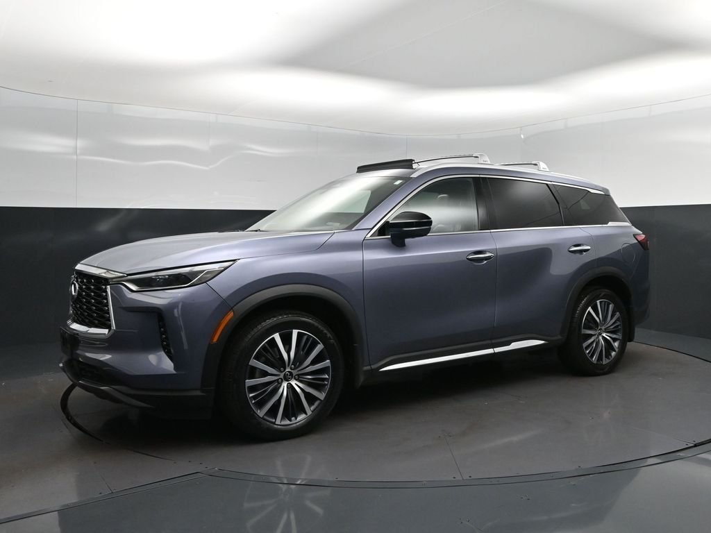 Certified Used 2023 Blue INFINITI Sensory image 3