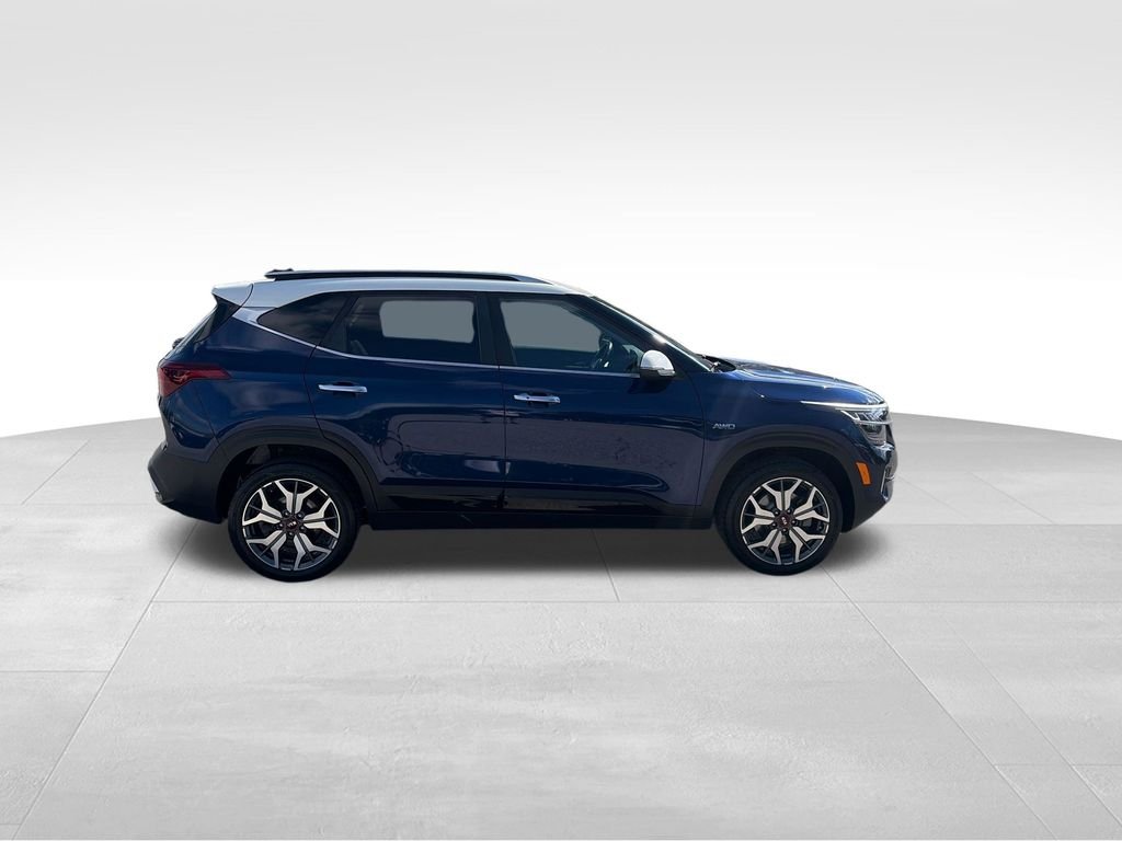 Used 2021 Blue Kia SX image 7