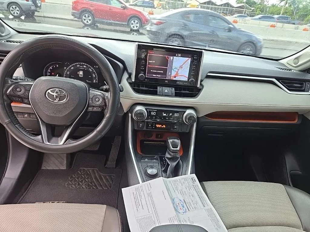 Used 2019 Black Toyota Adventure image 9
