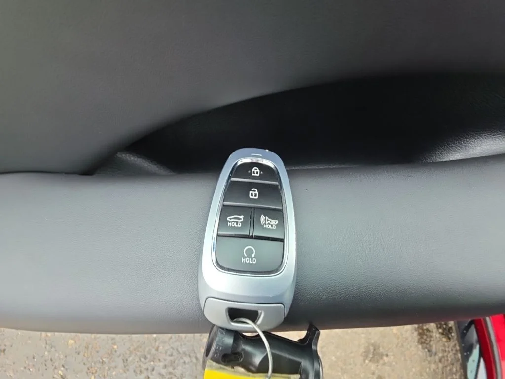Used 2023 Red Hyundai SEL image 25