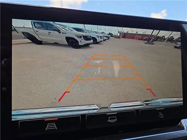 New 2026 Sterling Metallic GMC Elevation image 20