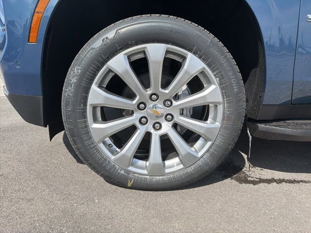 2026 Chevrolet Suburban Premier - Photo 11