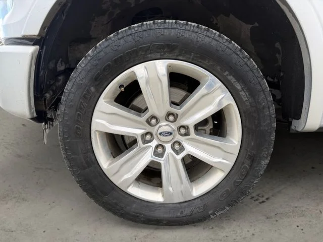 Used 2015 Ingot Silver Ford Platinum image 14