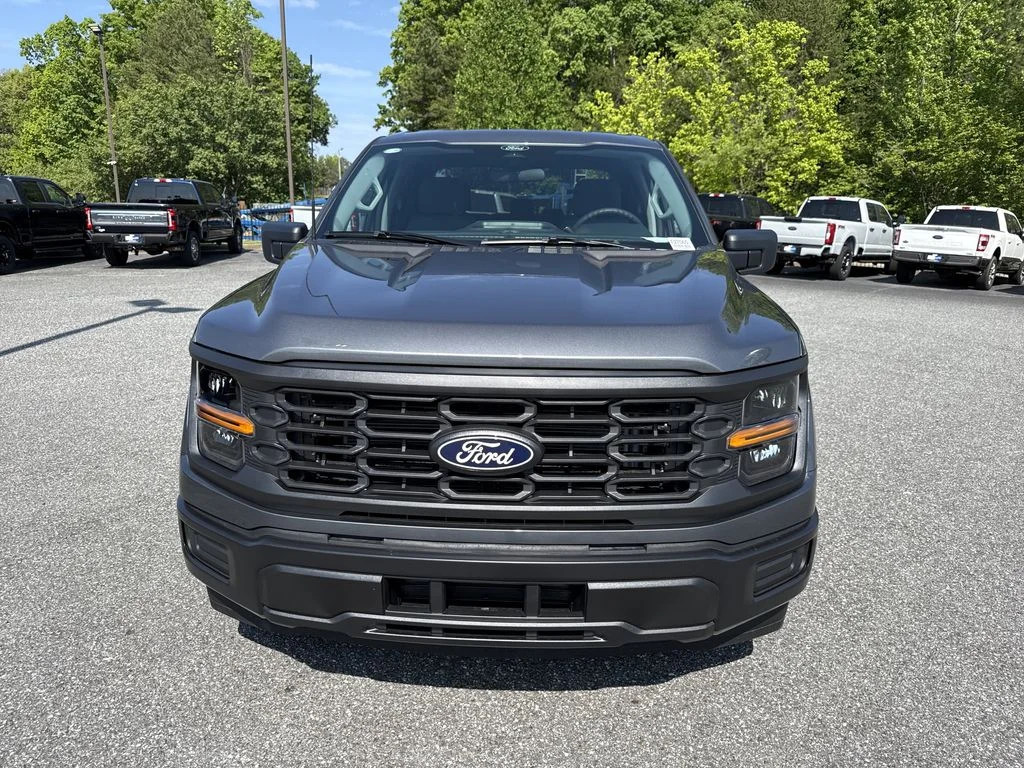 New 2026 Gray Ford XL image 2