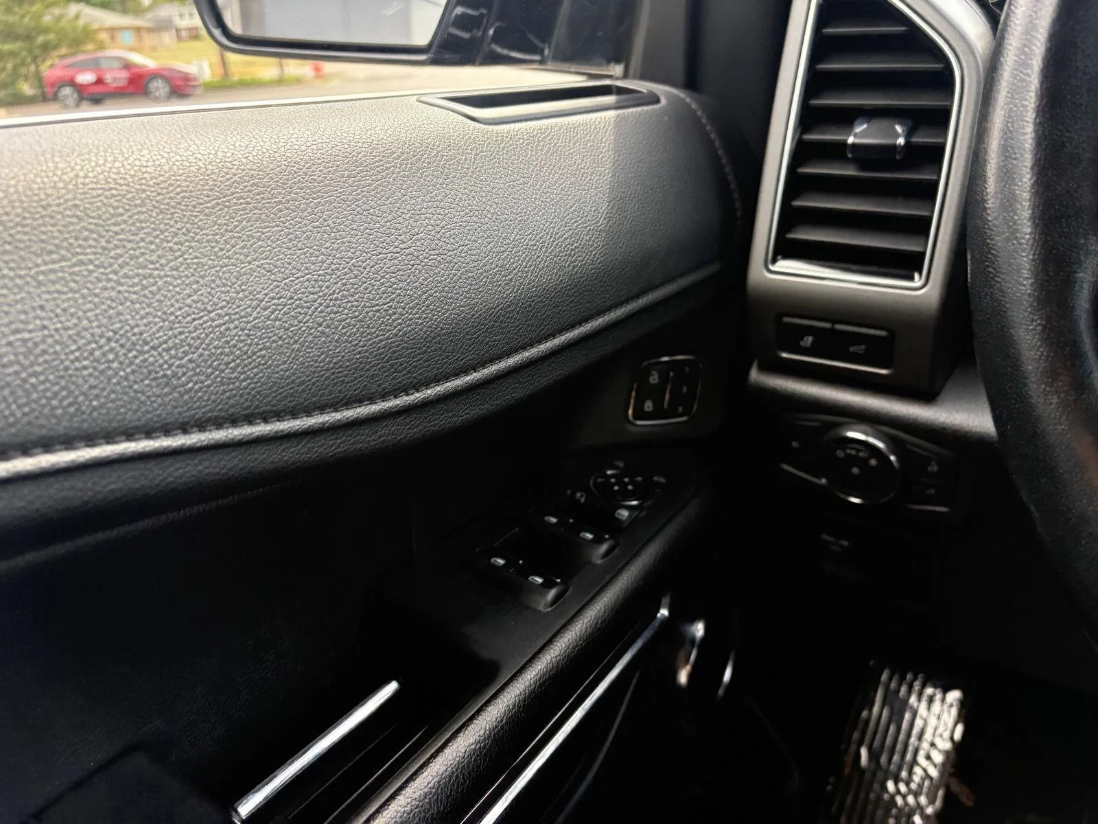 Used 2021 Agate Black Ford XLT image 13