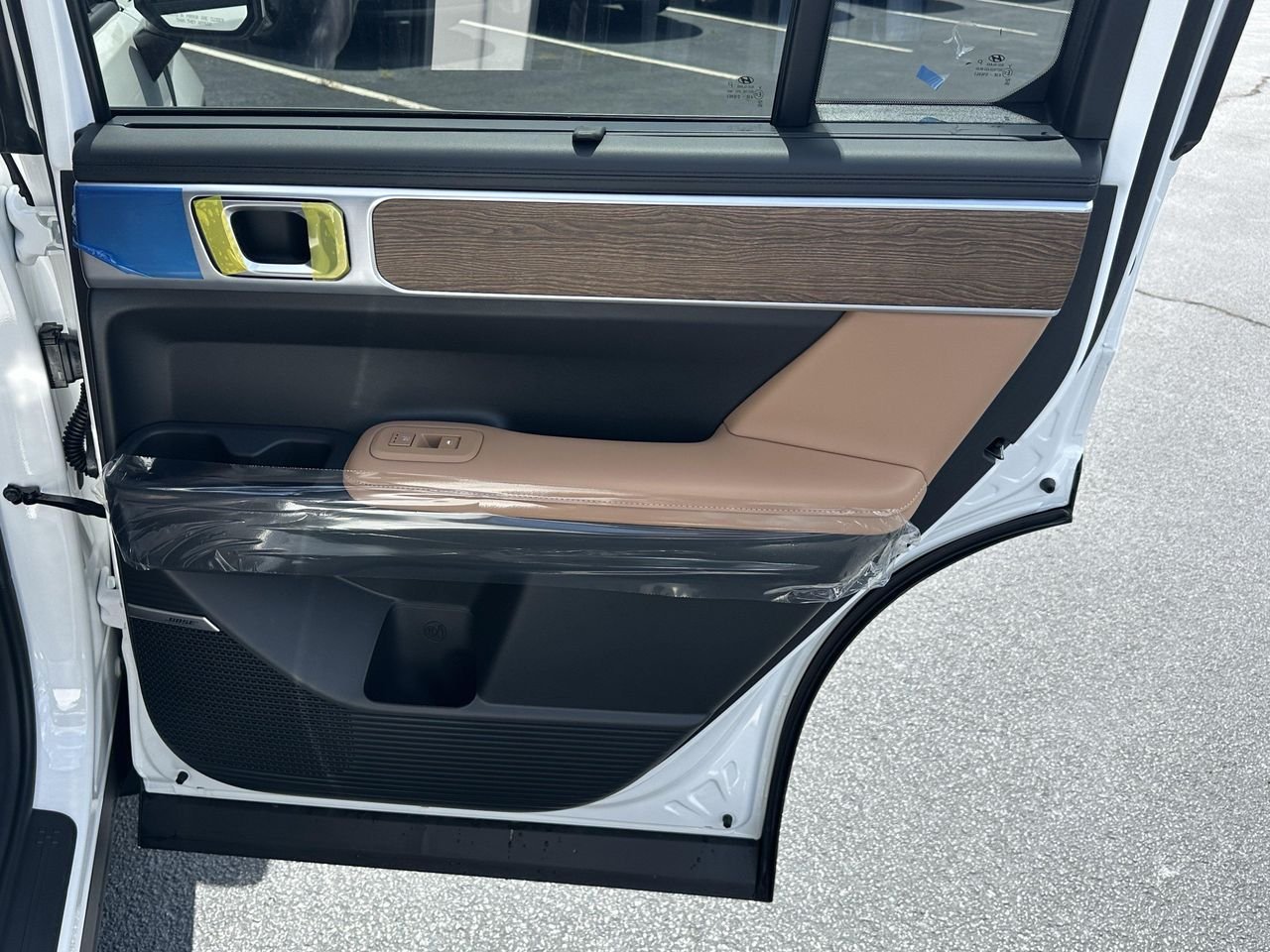 New 2026 Serenity White Hyundai Limited 6P image 15