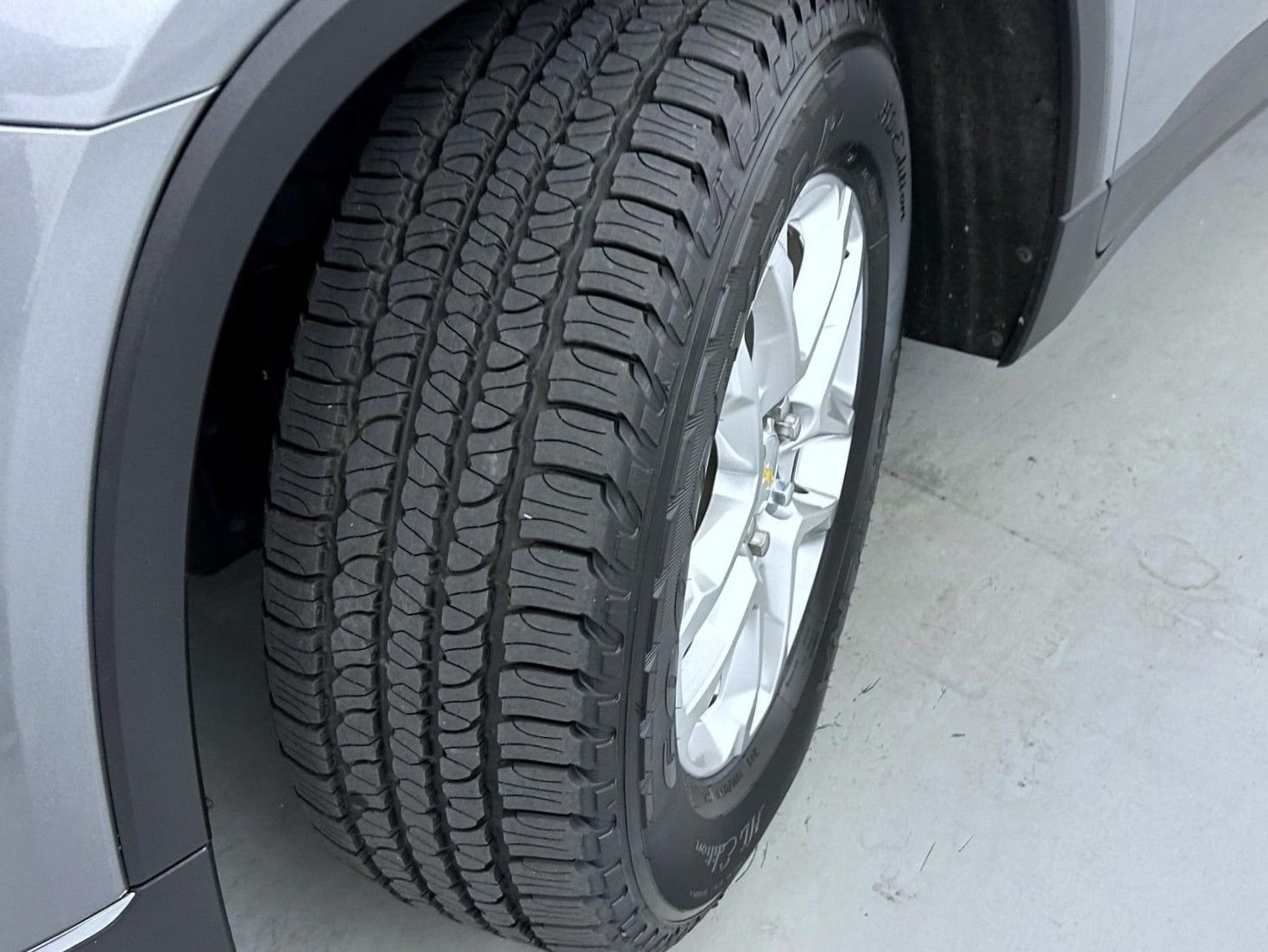 Used 2019 Gray Chevrolet LT image 23
