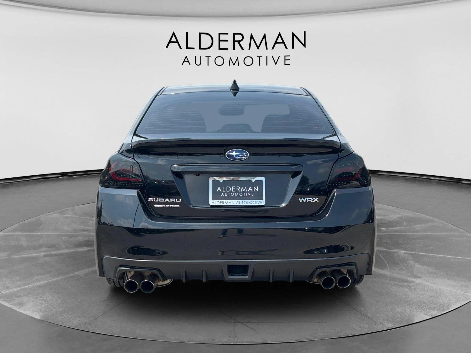 Used 2018 Crystal Black Silica Subaru Base image 4