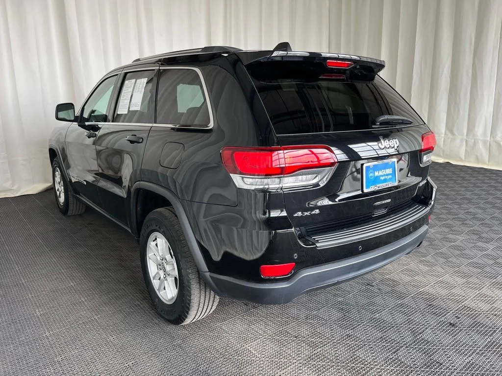 Used 2020 Black Jeep Laredo E image 26