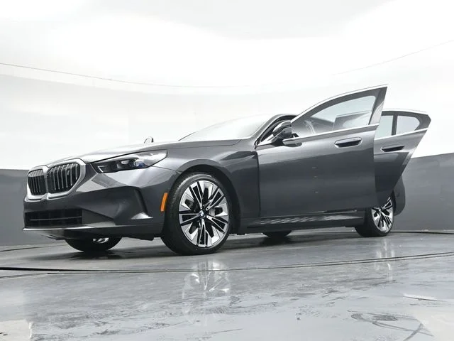 Used 2025 Gray BMW eDrive40 image 46