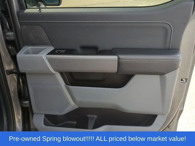 Used 2025 Gray Ford XLT image 39