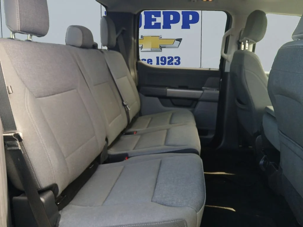 Used 2025 Carbonized Gray Metallic Ford XLT image 18