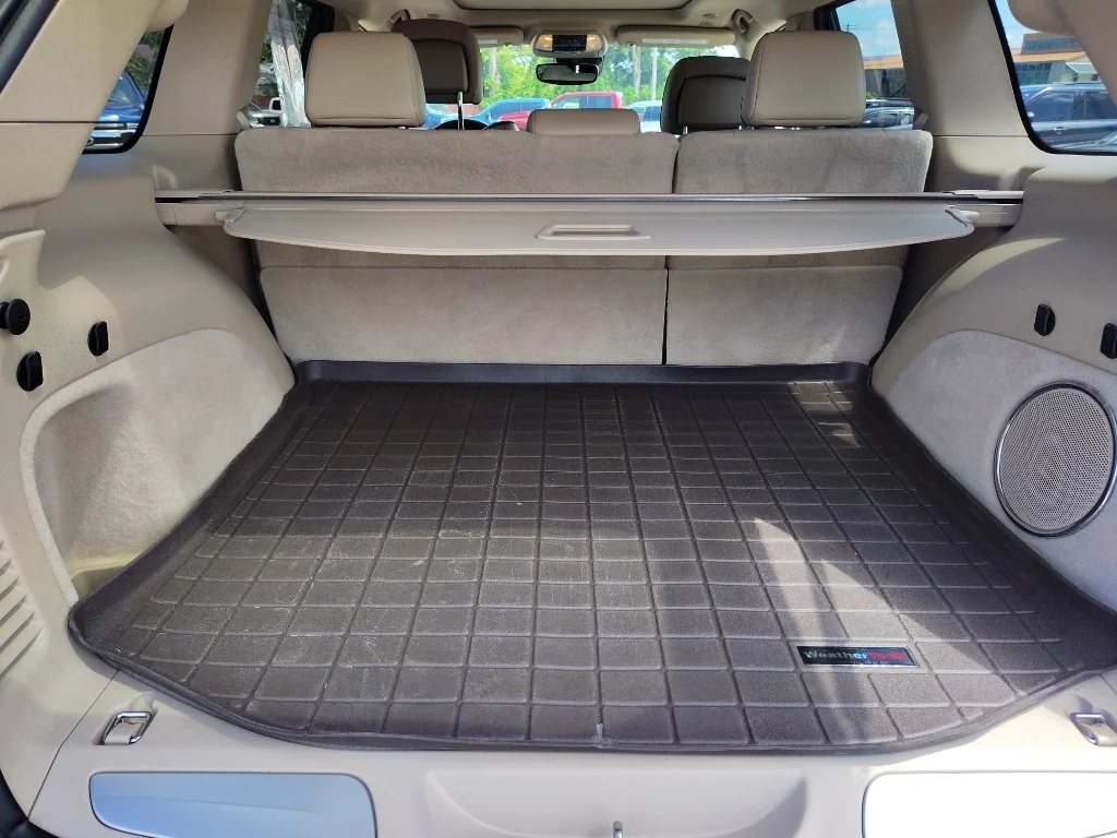 Used 2020 Velvet Red Pearlcoat Jeep Overland image 14