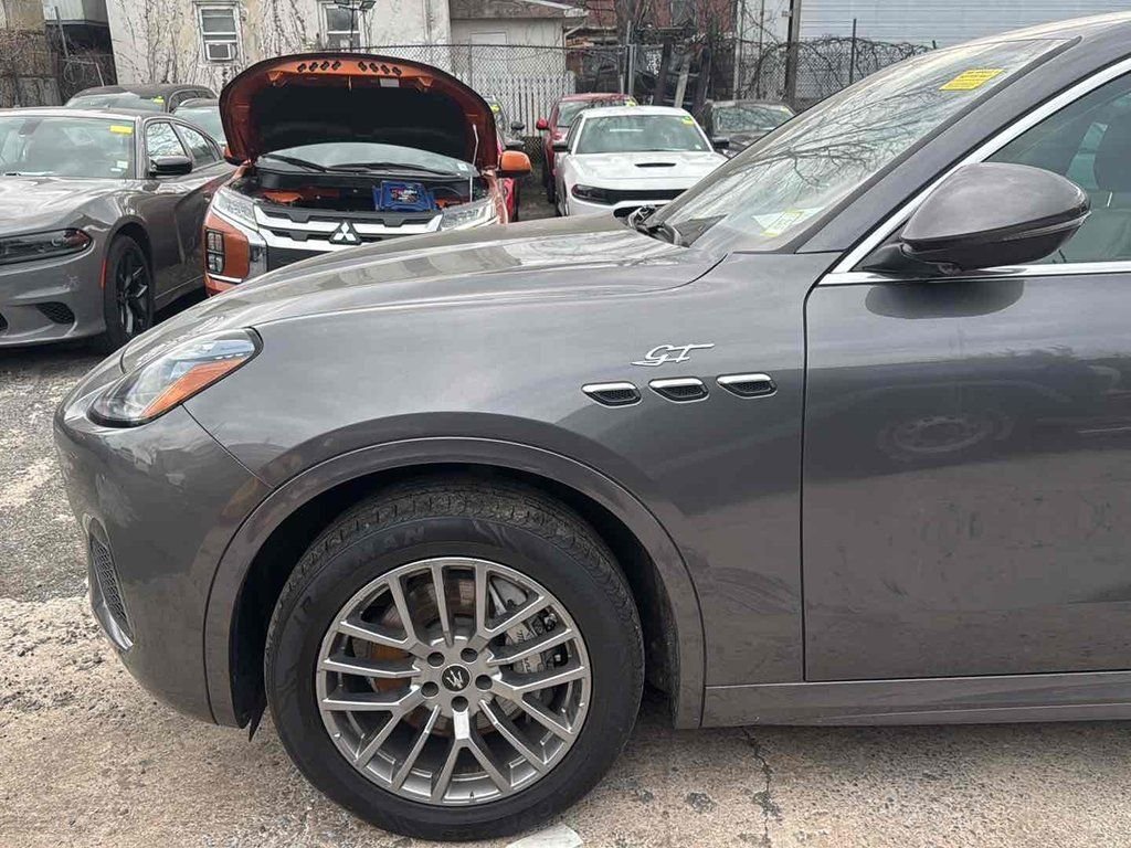 Used 2023 Gray Maserati GT image 8