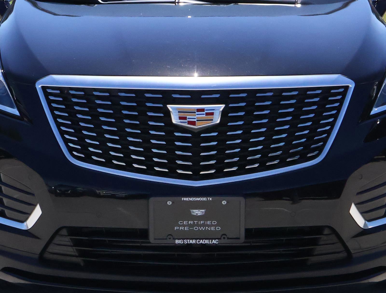 Used 2025 Stellar Black Metallic Cadillac Luxury image 7