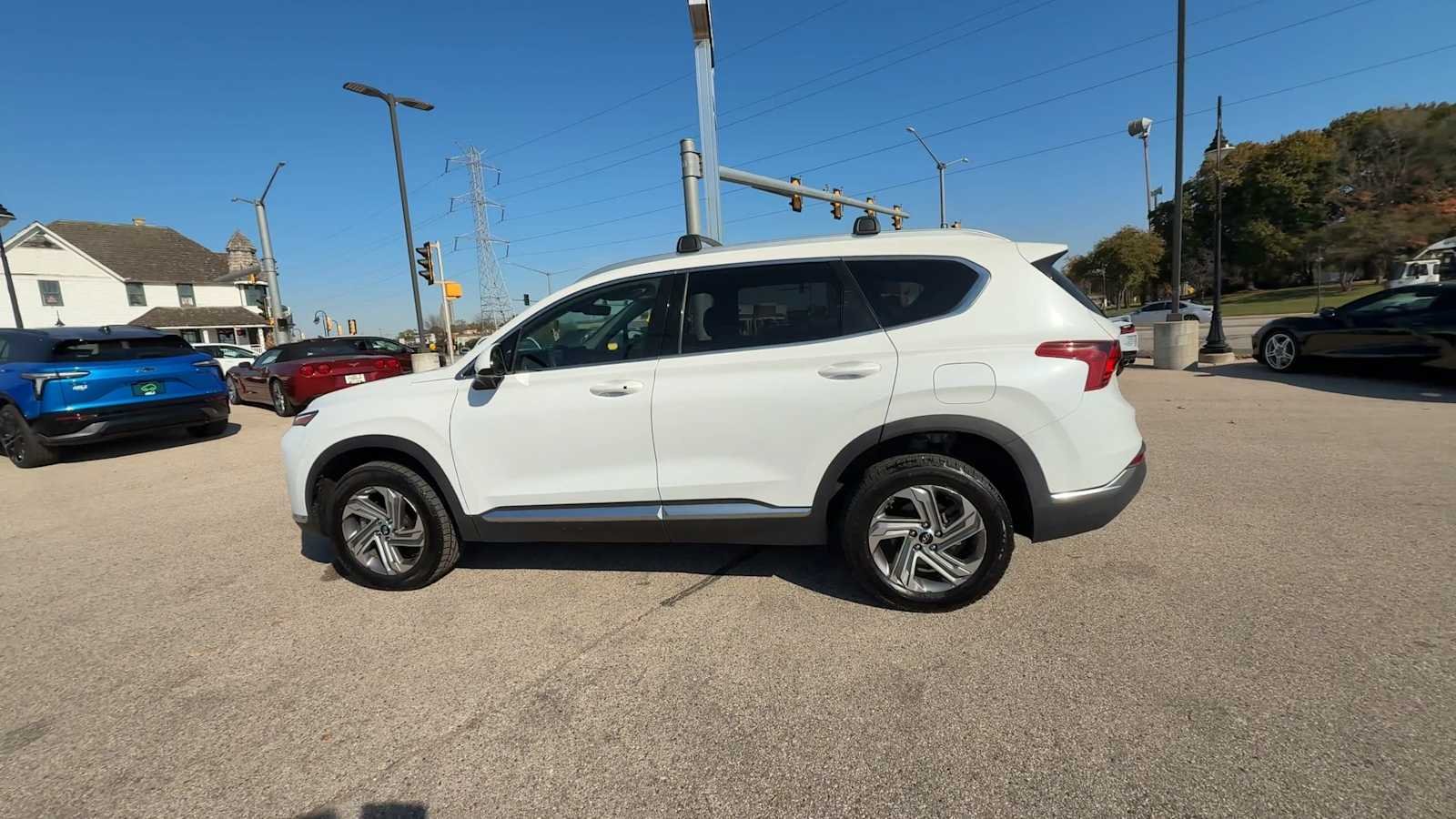 Used 2022 White Hyundai SEL image 5