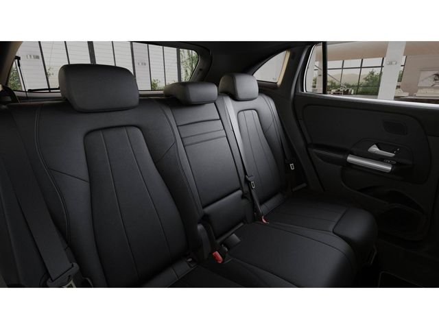 New 2026 Mountain Grey Metallic Mercedes-Benz GLA 250 image 5