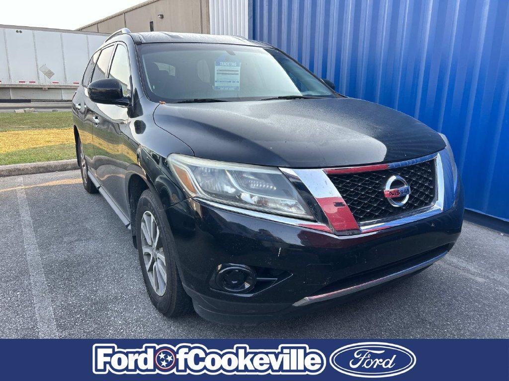 Used 2014 Super Black Nissan SV image 2