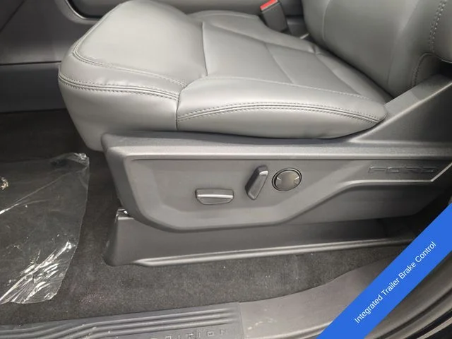 New 2026 Agate Black Metallic Ford MAX Active image 43
