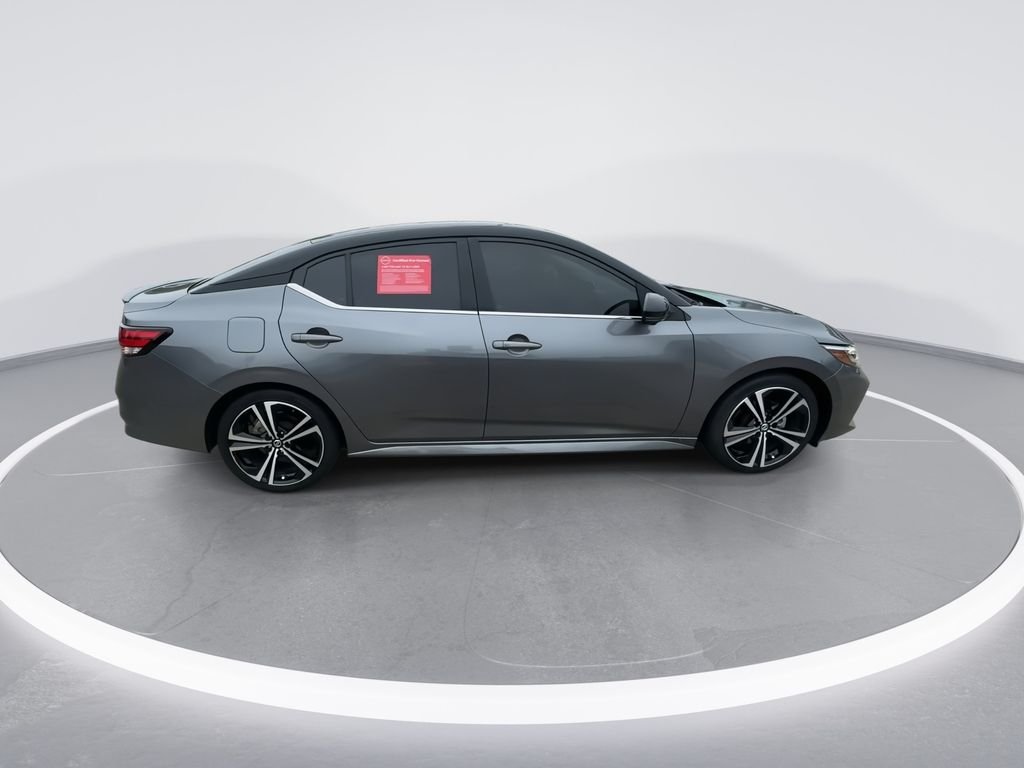 Used 2021 Gray Nissan SR image 9