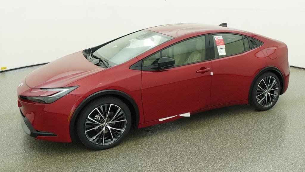New 2026 Supersonic Red Toyota XLE image 37