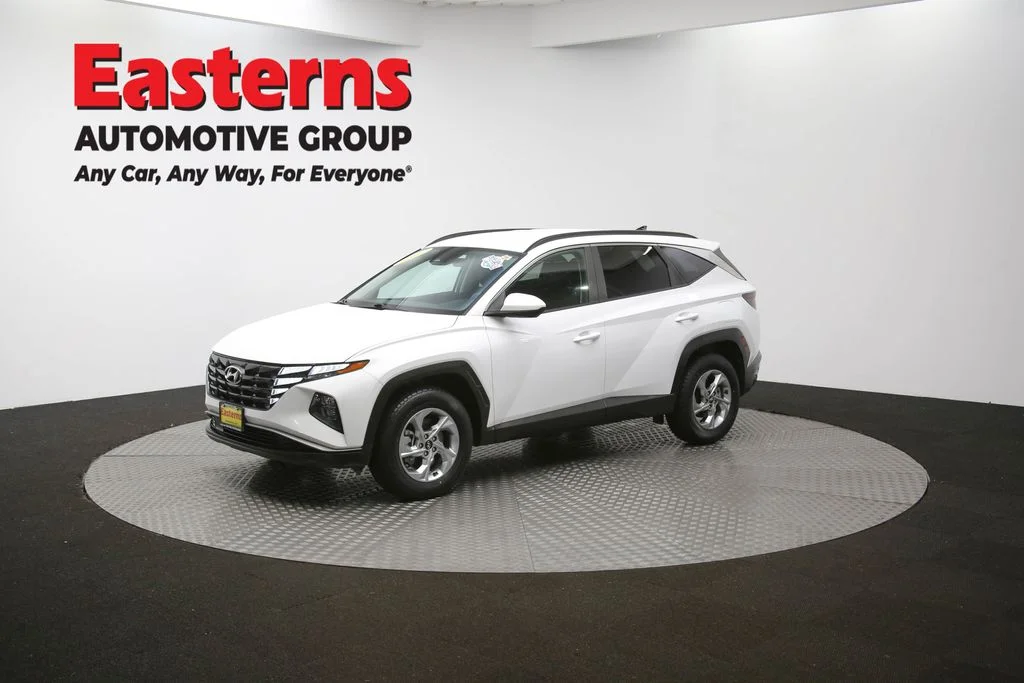 Used 2024 White Hyundai SEL image 56
