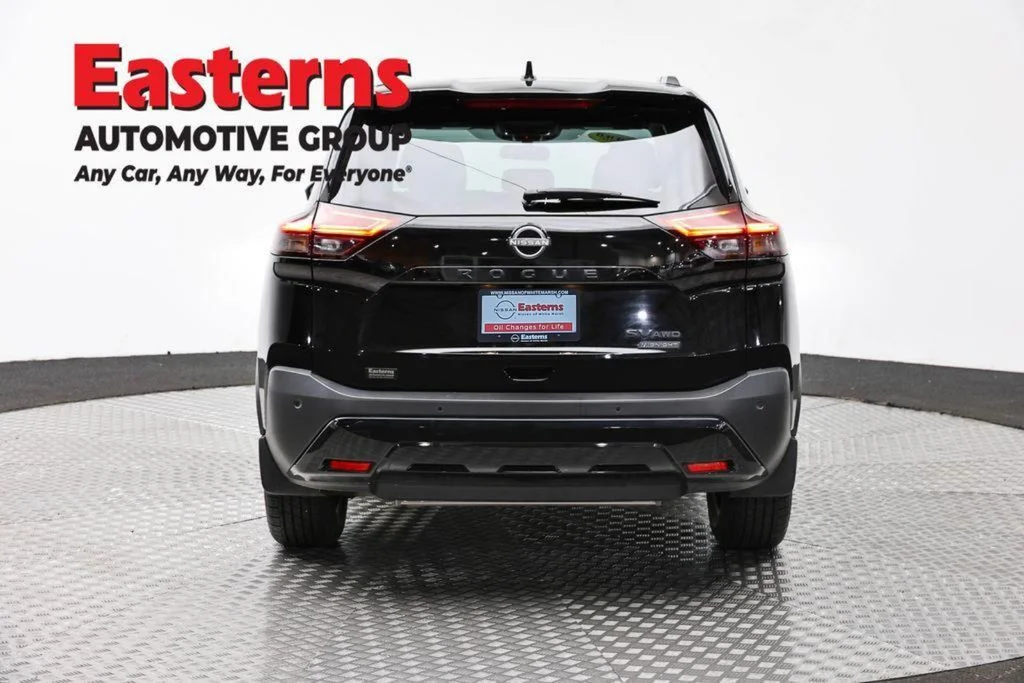 Used 2023 Black Nissan SV image 8