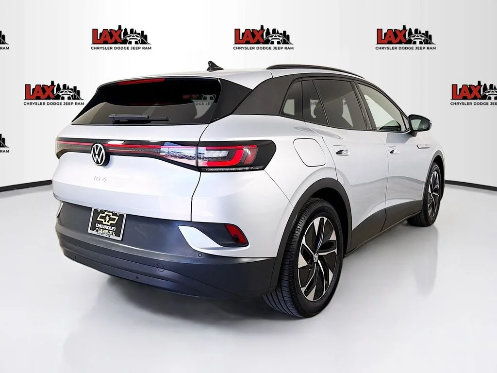 Used 2021 Silver Volkswagen Pro S image 7