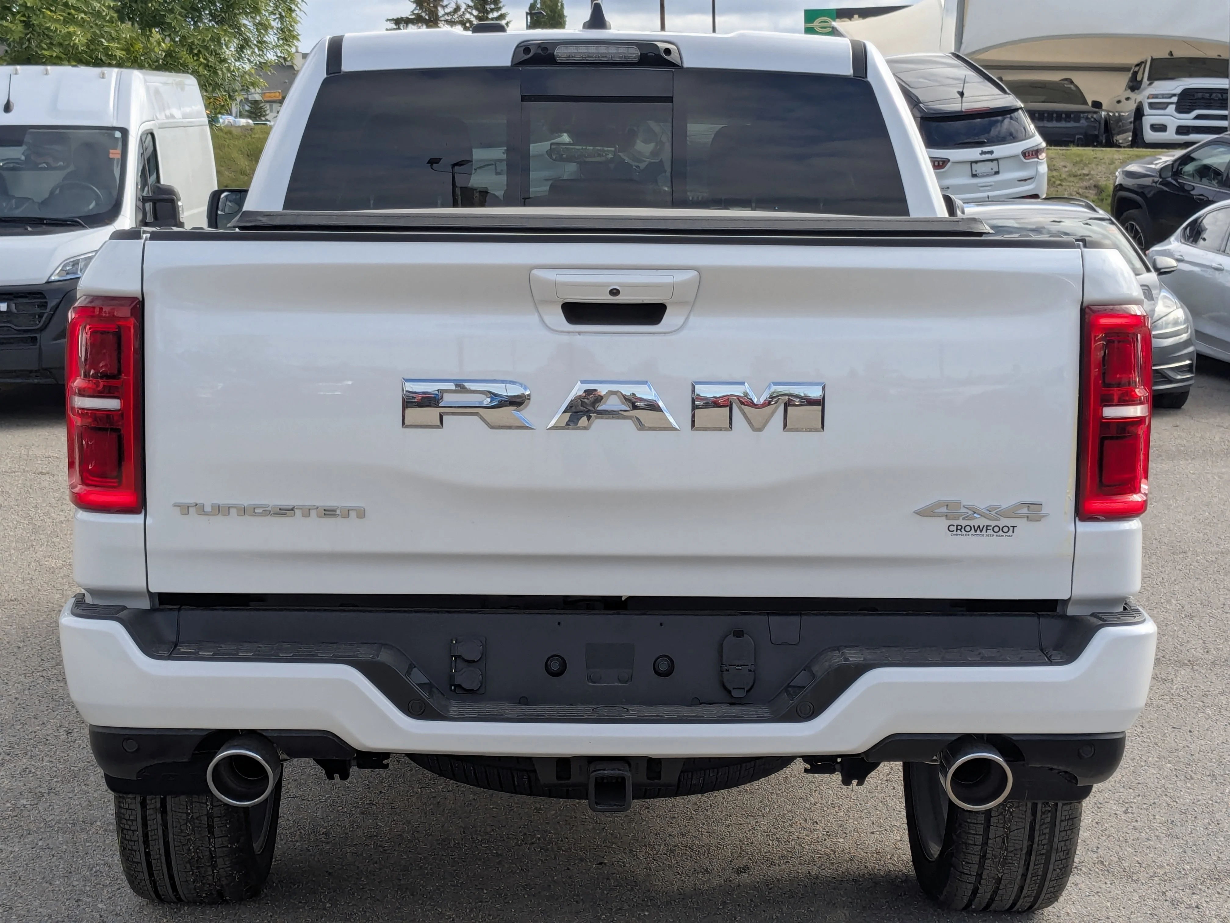 New 2026 White RAM Tungsten - - Hurricane HO Turbo - Prem Lthr - E-Locker Axle - Trailer Brake - 8-Spd Auto & More! image 7