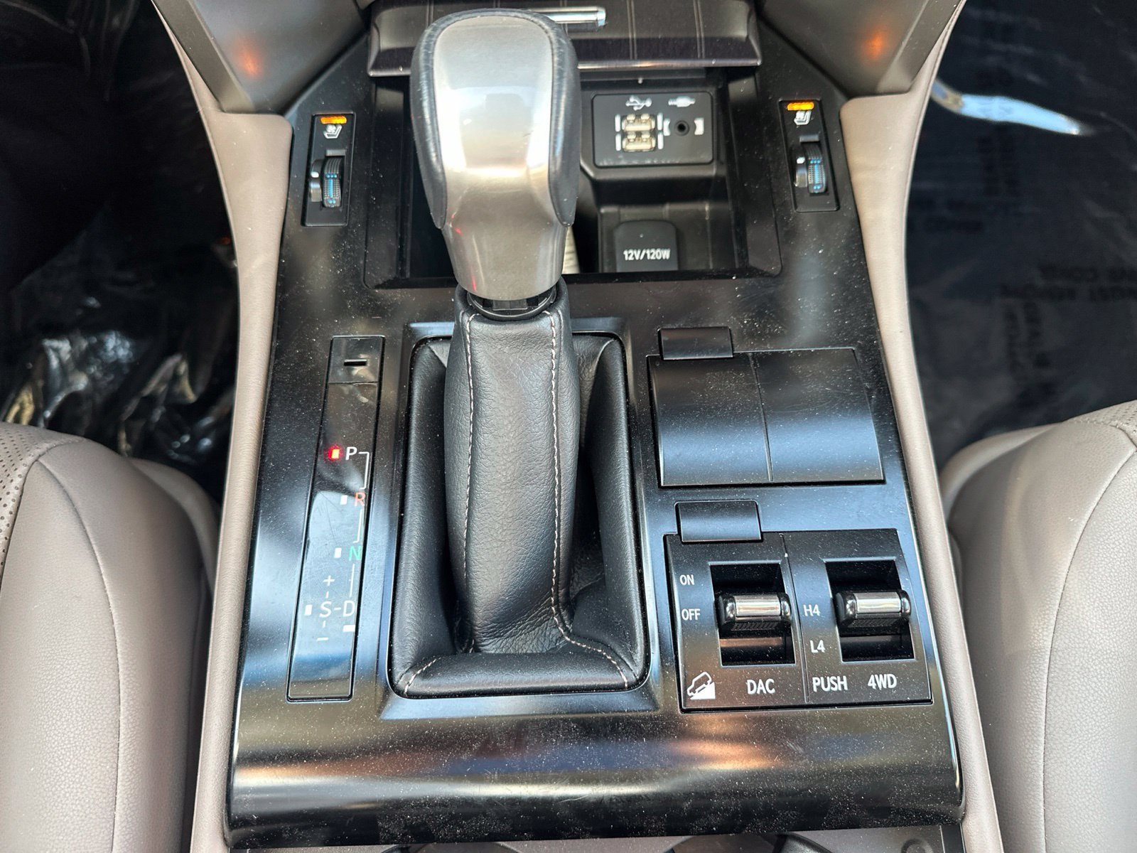 Used 2021 Onyx Black Lexus 460 image 14