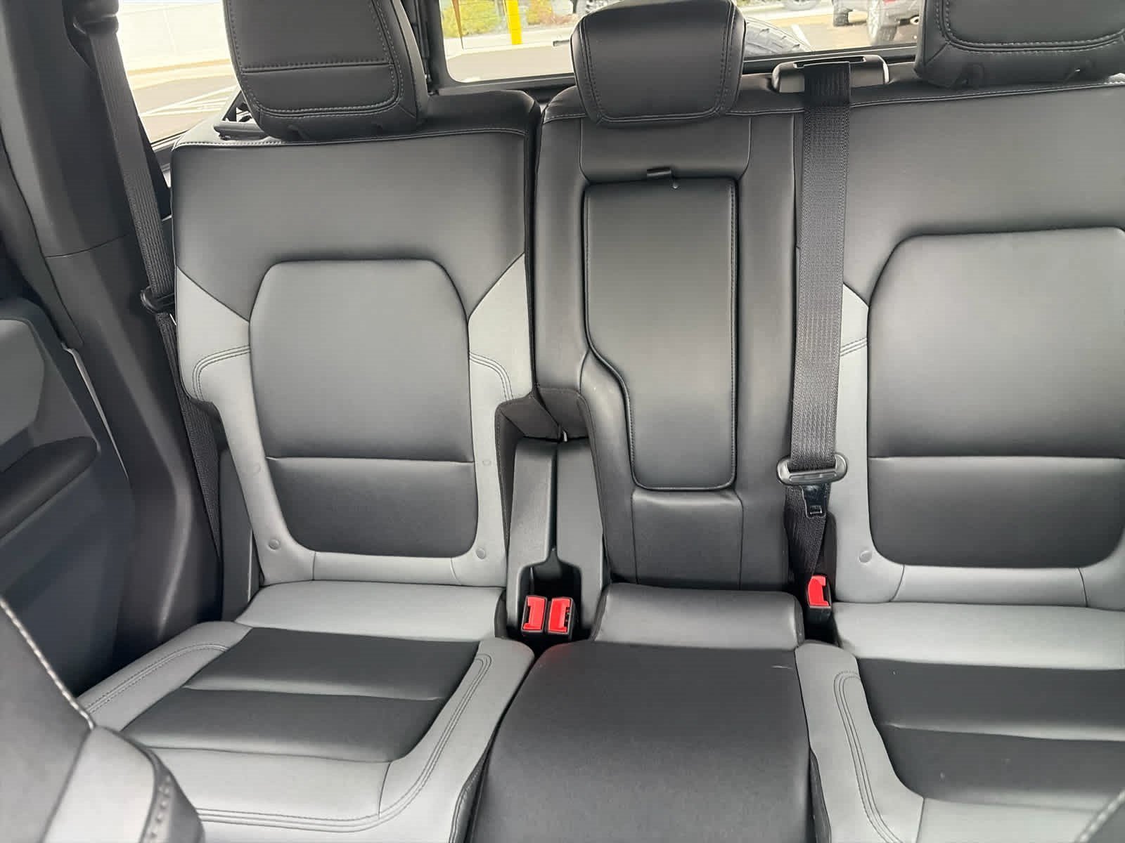 Used 2024 Cactus Gray Ford Big Bend image 8