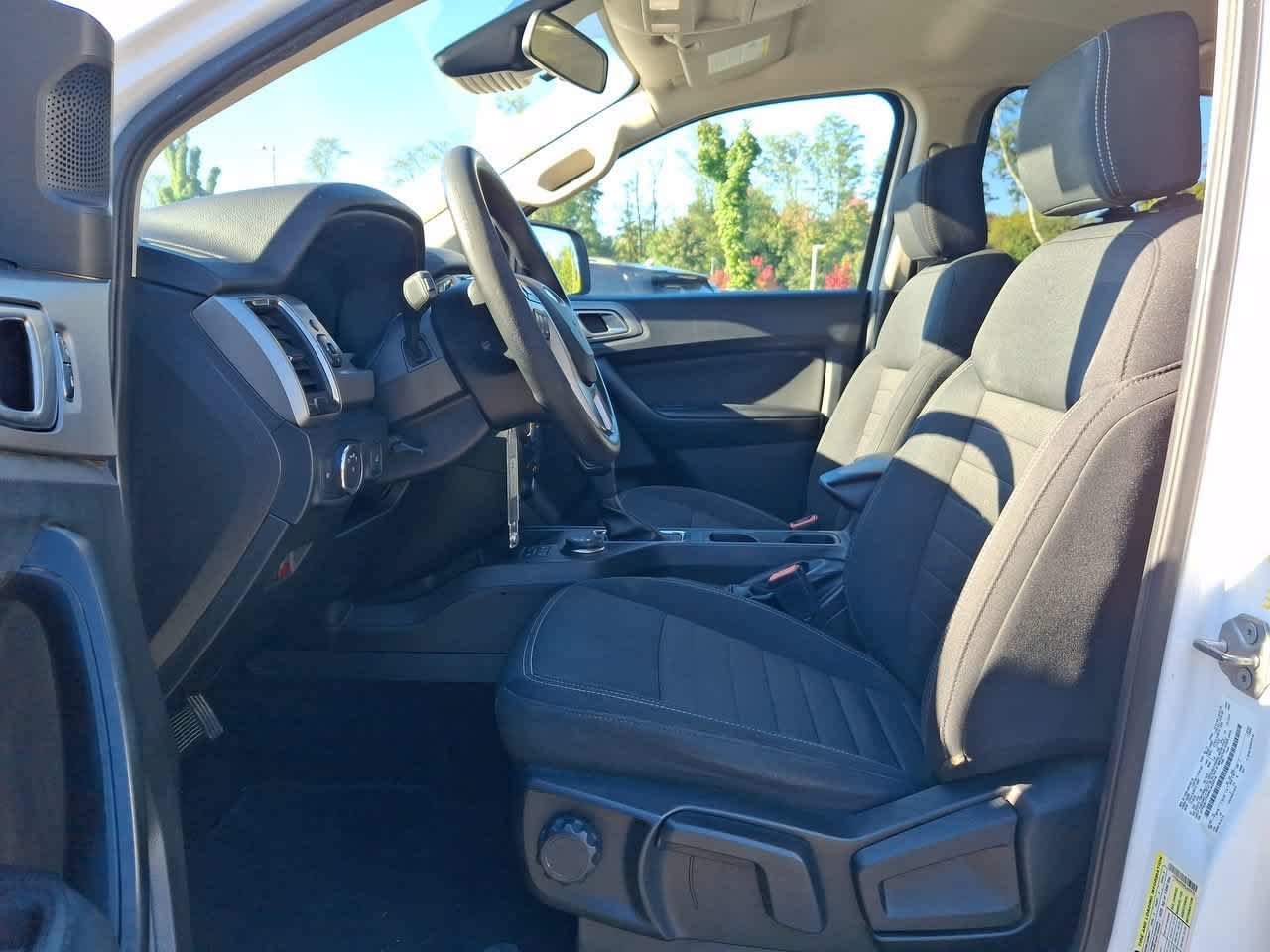 Used 2019 Oxford White Ford XLT image 14