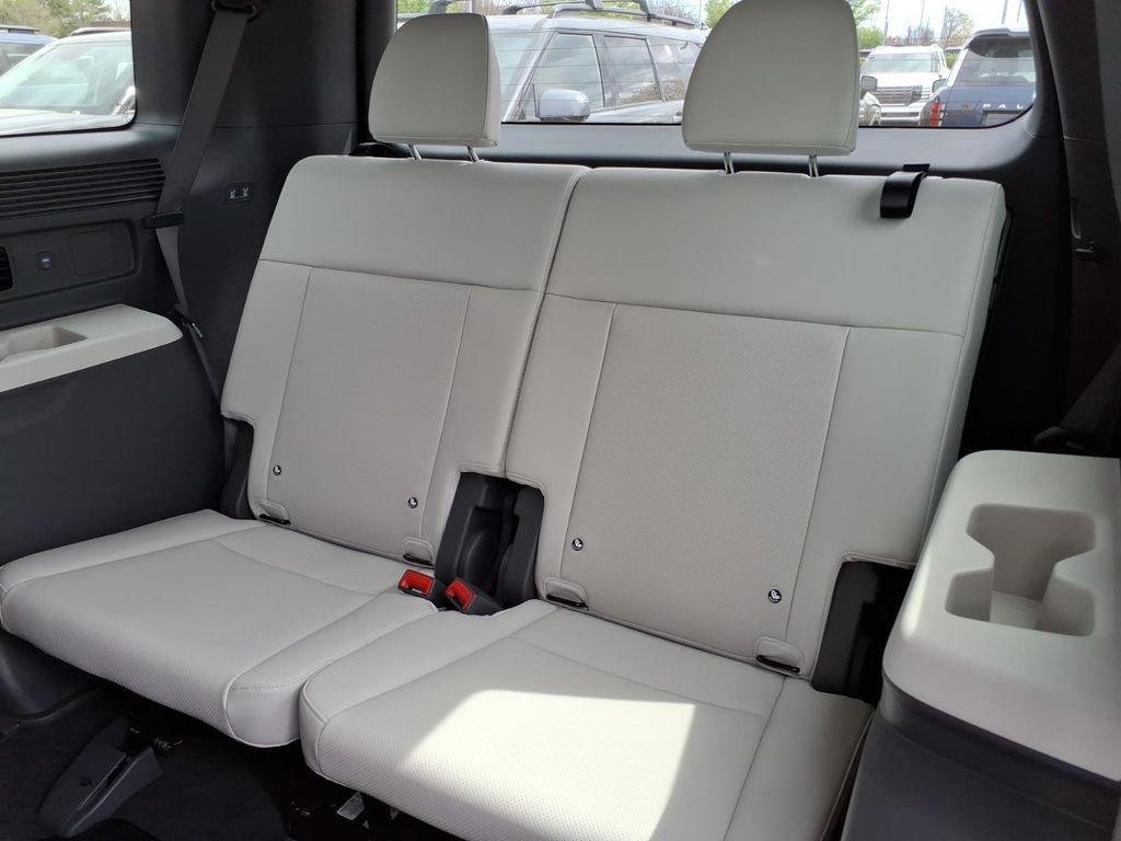 New 2026 White Hyundai SEL image 12