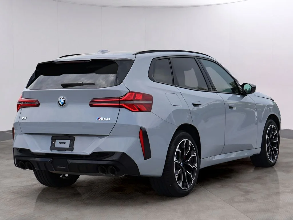 Used 2026 Brooklyn Gray Metallic BMW M50 xDrive image 7