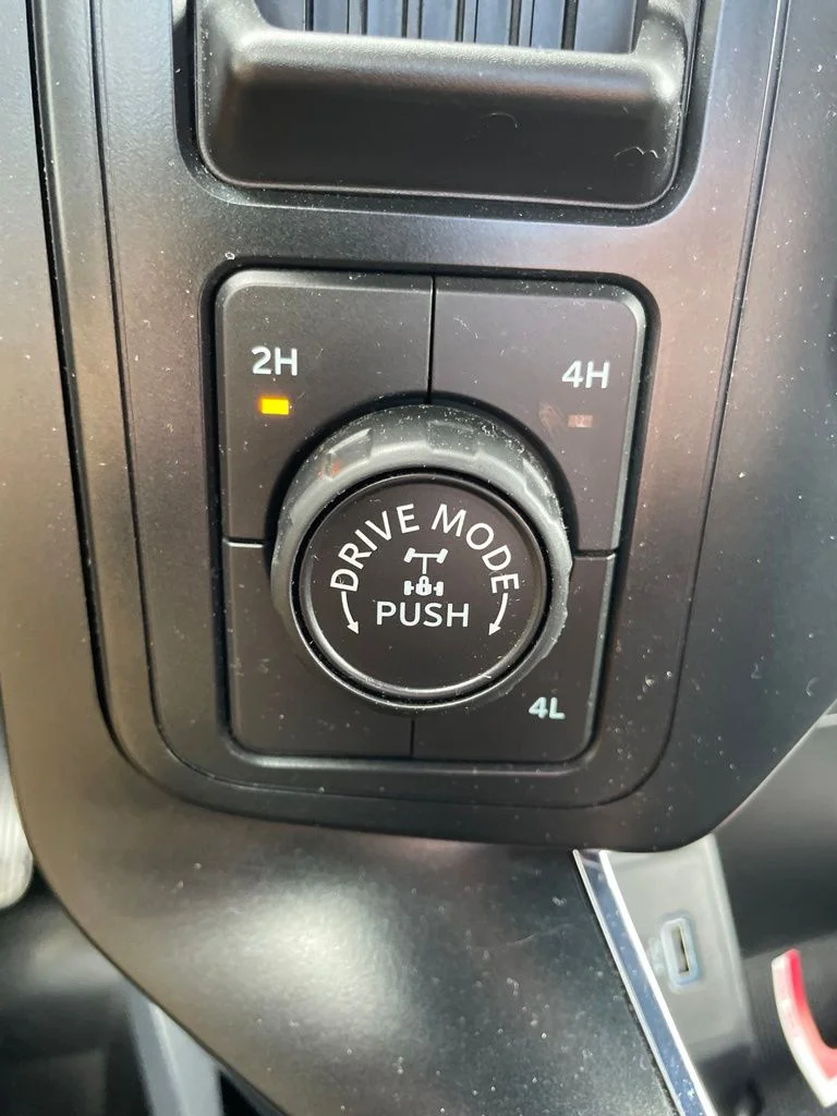 Used 2023 Silver Ford XL image 19