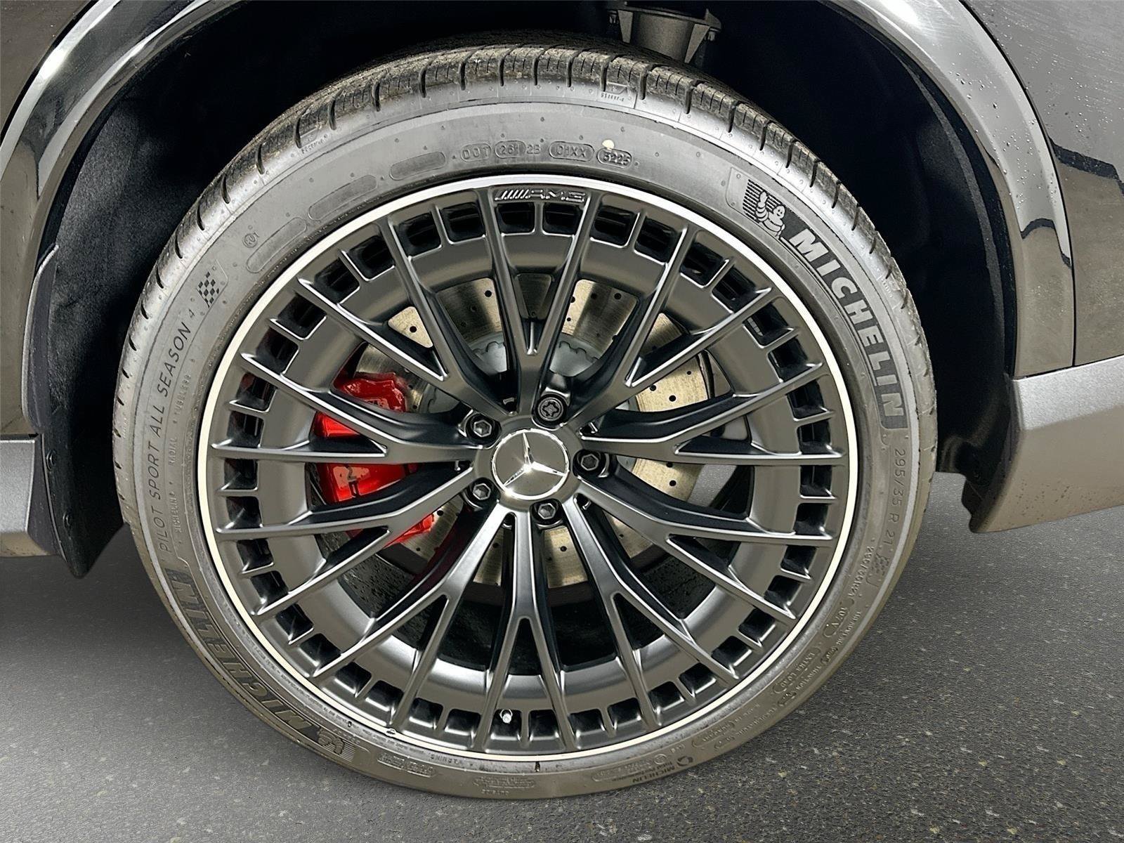 Used 2026  Mercedes-Benz GLC 43 AMG® image 38