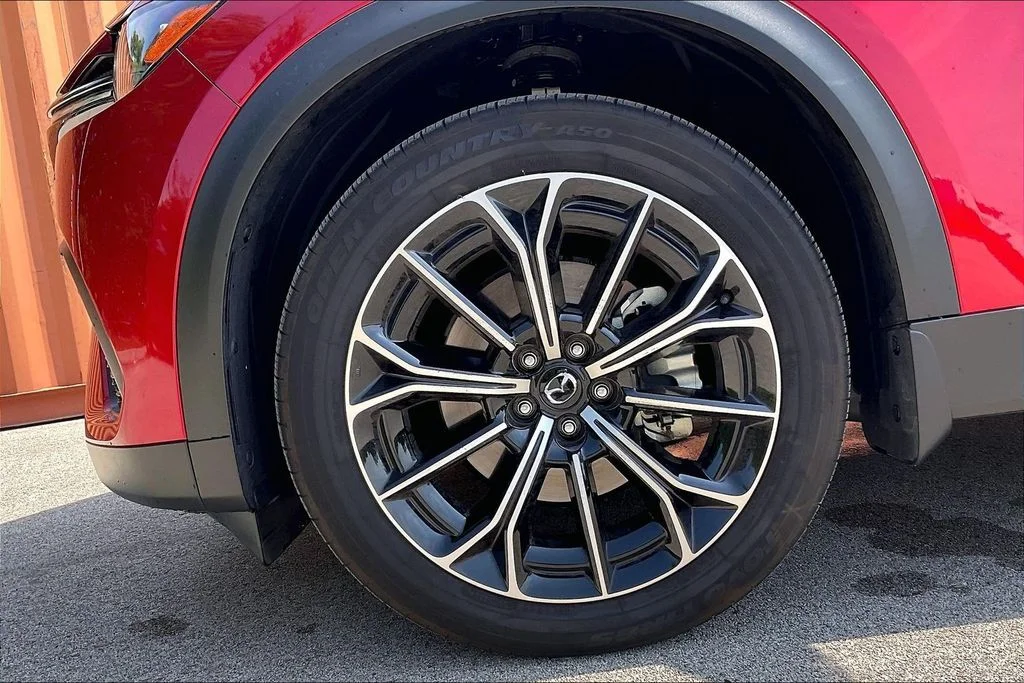 2025 Mazda CX-70 Premium Plus Package - Photo 9